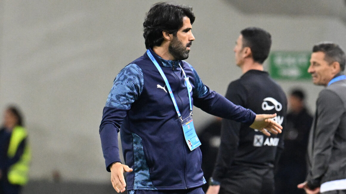 Transfer peste capul lui Coelho! Dezvăluire șoc după Craiova – Rapid: „Nu eu l-am adus”