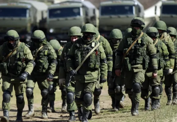 Rusia a pierdut 500.000 de soldați de la începutul războiului, spune șefa GCHQ