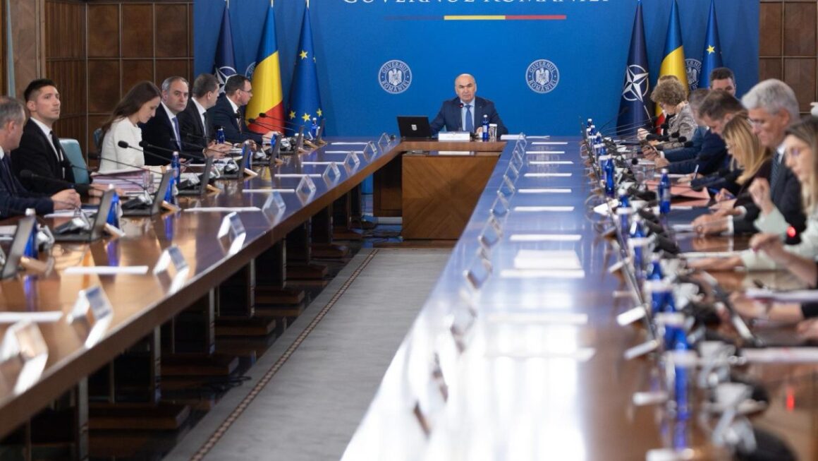 680614986_1281233370827574_3064491237851259930_n-1200x675.jpg PSD, PNL, USR, UDMR au semnat un acord pentru adoptarea noii legi a salarizării în sectorul public