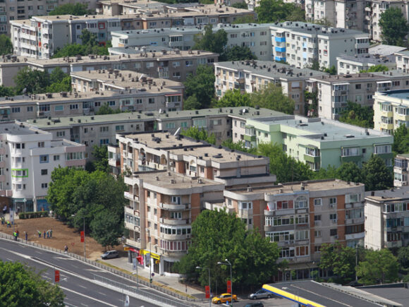 ZF Index Imobiliar. Prețul mediu al unui apartament vechi de trei camere din Bucureşti urcă la 138.700 de euro în aprilie, dar ritmul anual de creştere se temperează la 14,5%, de la 20% în octombrie 2025