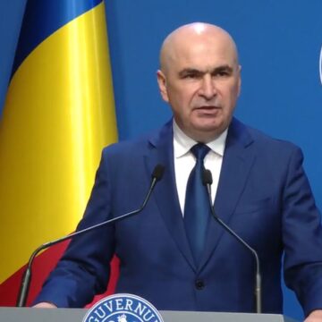 Ilie Bolojan își apără Reformele după ce Comisia Europeană a aprobat cererea României de 2,62 miliarde de euro din PNRR. Ce date economice a prezentat astăzi Premierul, în contextul în care România e în recesiune