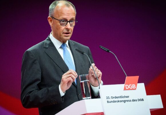 De ce a fost huiduit Friedrich Merz la cel mai mare congres al sindicatelor din Germania