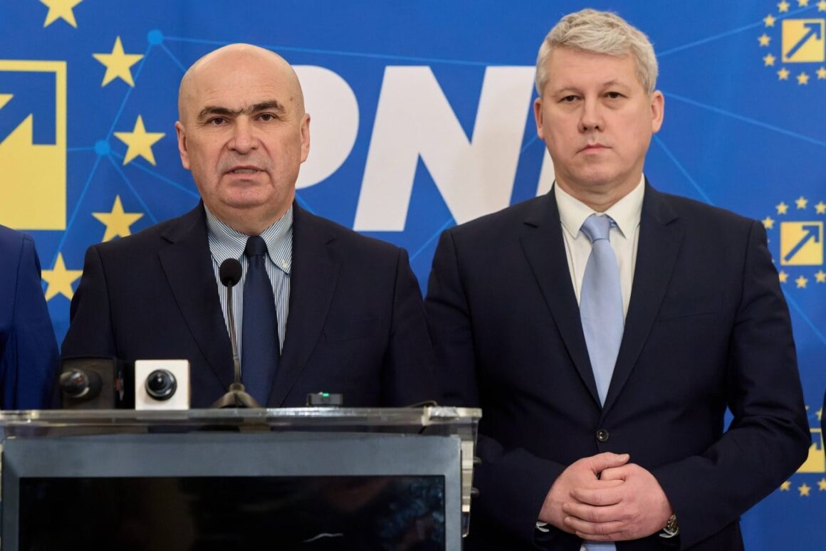 PNL trece în opoziție, după ce Guvernul Bolojan a fost demis prin moțiunea de cenzură PSD-AUR