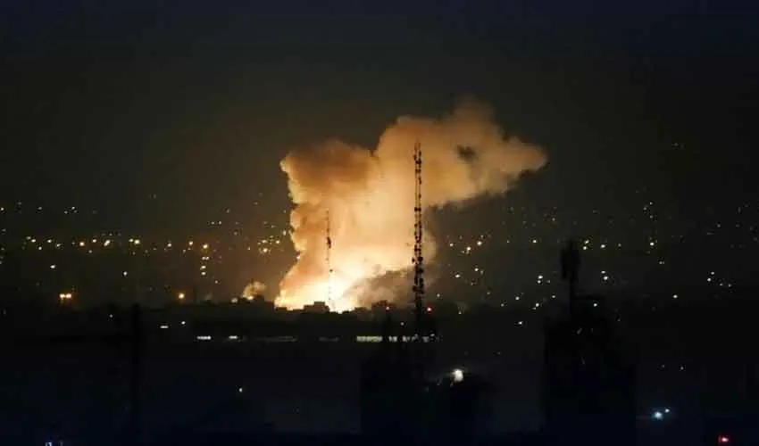 iran-bandar-abbas-attack.webp.webp BREAKING. Statele Unite atacă din nou Iranul. Armata SUA a vizat un sit militar iranian care „amenința” forțele americane și traficul prin Strâmtoarea Ormuz. Au fost interceptate mai multe drone lansate din Iran