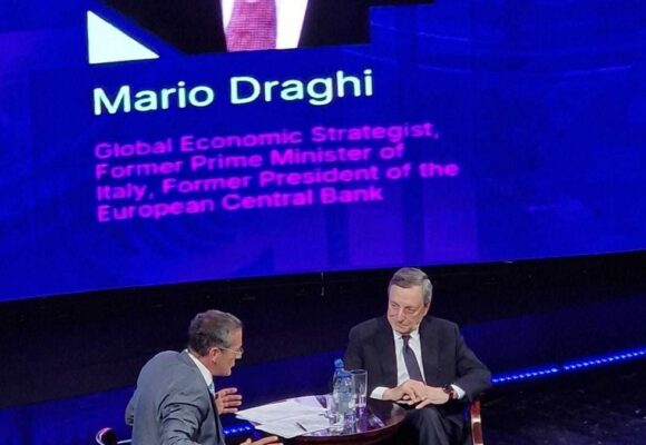 „România nu este o ţară mică”