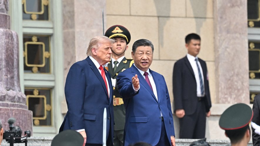 x-trump.jpg Taiwanul și-a reafirmat „suveranitatea”, deși Trump a avertizat insula să nu își proclame independența. Xi Jinping l-a avertizat pe Trump că problema Taiwanului ar putea duce la un război între SUA și China