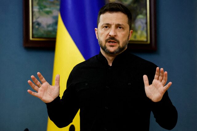 zzele.jpg Zelenski critică propunerea lui Merz de a acorda Ucrainei „statut de membru asociat” al UE, în loc de aderare deplină: „E nedrept”