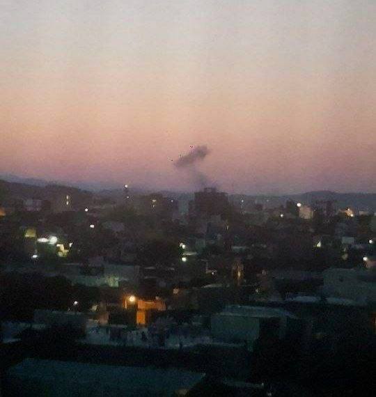 5850674699556293844.jpg BREAKING. Israelul ripostează la atacurile Iranului, deși Trump i-a cerut lui Netanyahu să amâne atacul pentru a continua negocierile. Explozii au fost auzite la Teheran