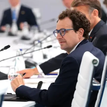 6a32ac142bbd1d834ef24984.webp.webp Sam Altman, Demis Hassabis, Dario Amodei și Arthur Mensch au participat la G7. Ce au decis liderii G7 în privința Inteligenței Artificiale