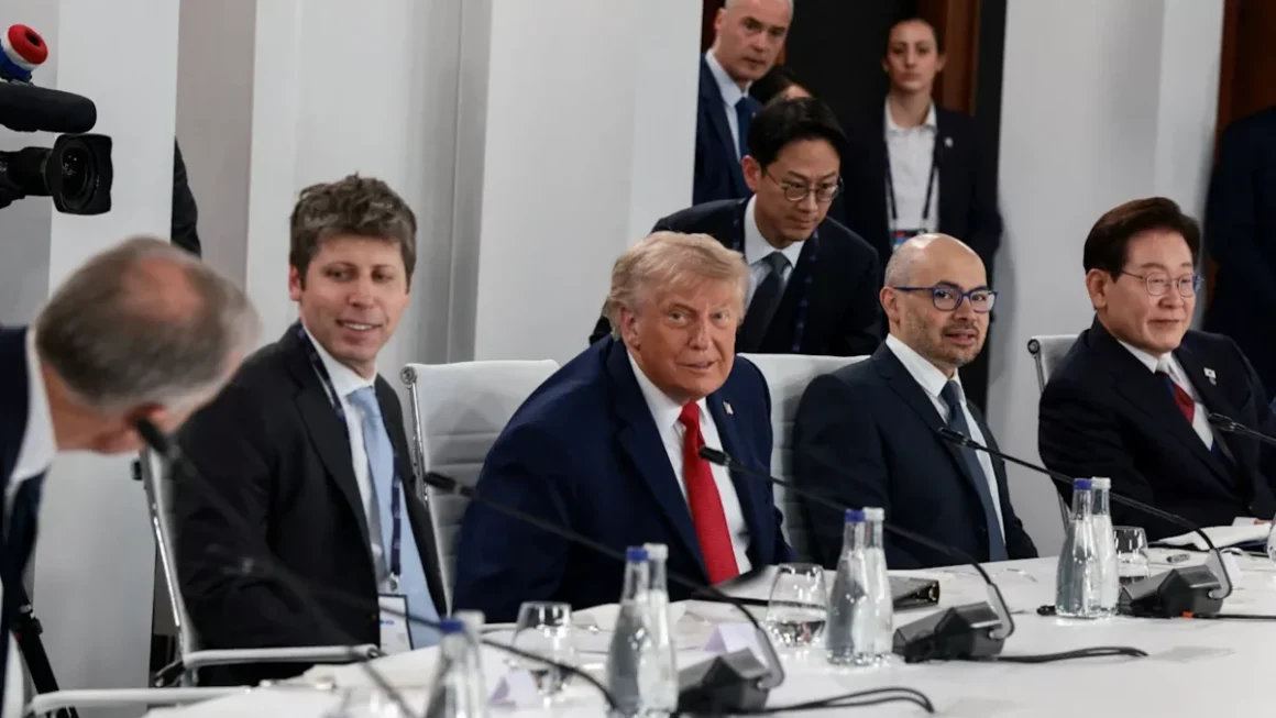 aiiii-1200x675.webp.webp Directorii marilor companii A.I. au fost tratați ca niște șefi de stat la Summitul G7, în prezența lui Trump și Macron. Ce mesaje au transmis Altman, Amodei și Hassabis
