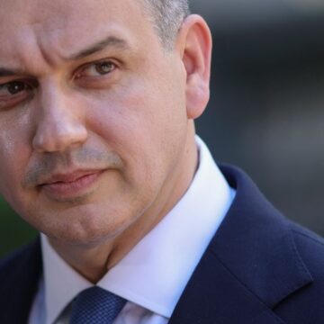 eugen-tomac-sediu-usr-8-iunie-2026.jpg Eugen Tomac a dat răspunsul decisiv dacă își depune mandatul de premier desemnat din cauza lipsei de sprijin politic