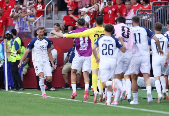 fa-bu-los-jovo-lukic-golgheterul-lui-u-cluj-a-marcat-in-canada-bosnia-la-campionatul-mondial-2.jpg Bosnia-Herțegovina live de la 22:00 la CM 2026. Alții la rând pentru Jovo Lukic! Golgheterul Superligii de la U Cluj e anunțat titular