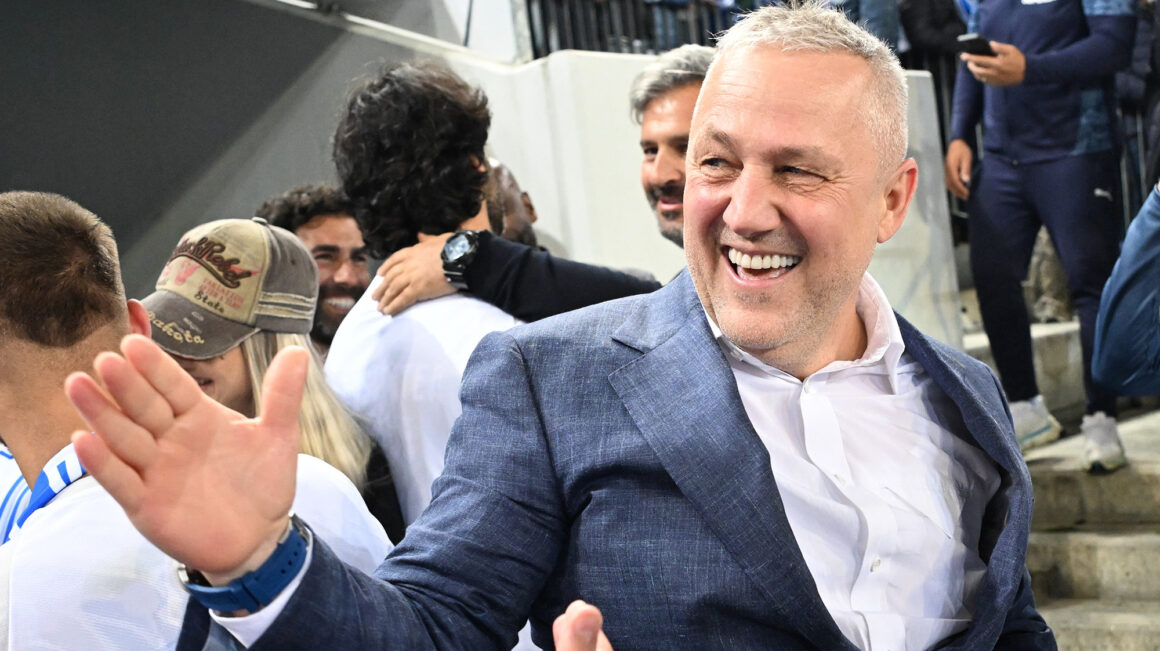 lovitura-de-teatru-mihai-rotaru-transfer-universitatea-craiova-international-roman-oferta-bomba.jpg Rotaru a crezut că va semna cu Universitatea Craiova, dar internaționalul român așteaptă altă ofertă