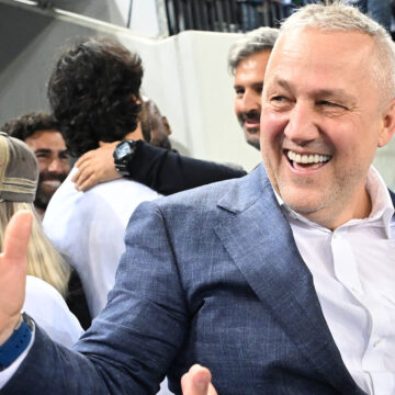 lovitura-de-teatru-mihai-rotaru-transfer-universitatea-craiova-international-roman-oferta-bomba.jpg Rotaru a crezut că va semna cu Universitatea Craiova, dar internaționalul român așteaptă altă ofertă