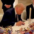 BREAKING. Trump și Pezeshkian au semnat oficial Memorandumul de Înțelegere dintre SUA și Iran. Strâmtoarea Ormuz trebuie redeschisă imediat, anunță Premierul Pakistanului