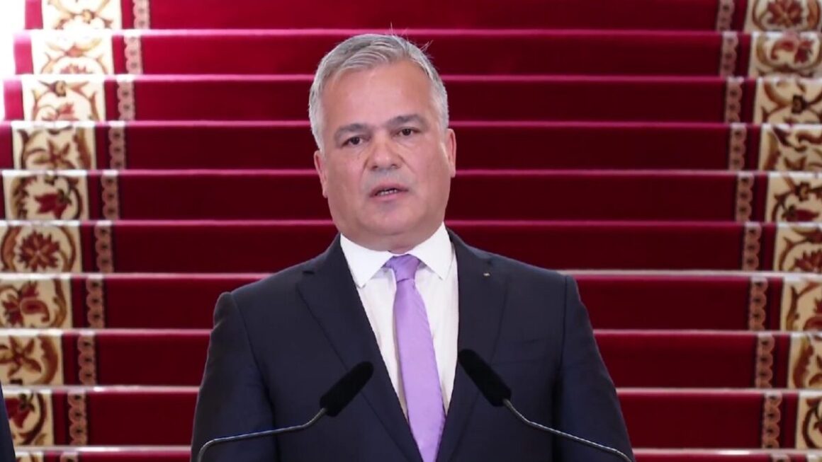 vestea-2-1200x675.jpg „Ce a făcut Nicușor Dan e neconstituțional. Articolul 103 din Constituție este cât se poate de clar”