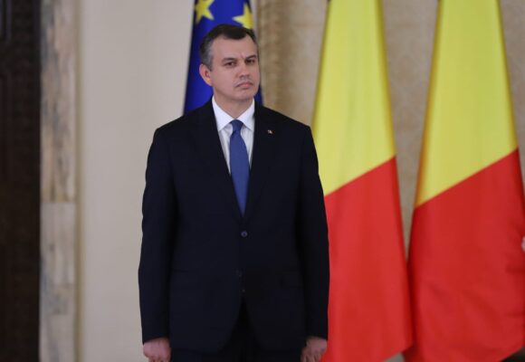 Cum a răspuns Eugen Tomac acuzațiilor că a negociat cu PSD pe la spate și a ales miniștri doriți de acest partid