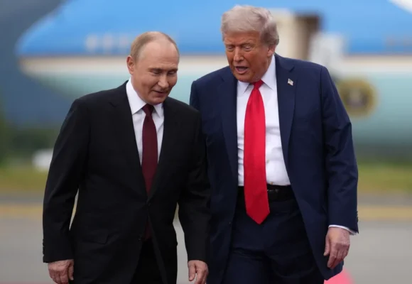 Trump a vorbit, de ziua lui, cu Putin și cu Zelenski. Președintele SUA cere încheierea războiului din Ucraina