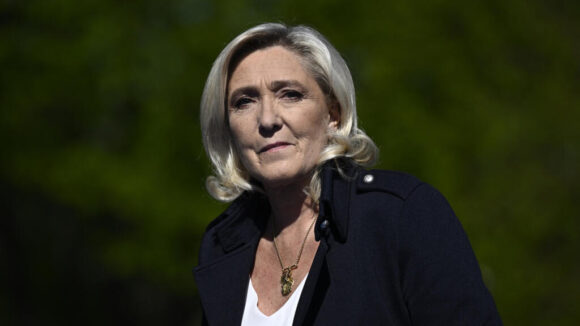 000_39BR9F7.jpg Marine Le Pen poate să candideze la alegerile prezidențiale din 2027. Lidera Rassemblement National e condamnată la un an de arest la domiciliu cu brățară electronică