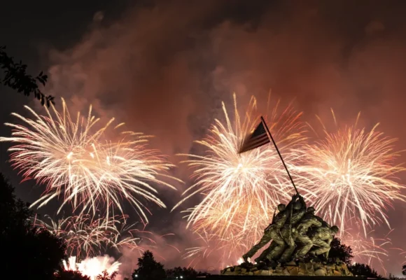 9.webp.webp Statele Unite ar putea intra în Cartea Recordurilor pentru cel mai mare foc de artificii din istorie, la aniversarea a 250 de ani de Independență