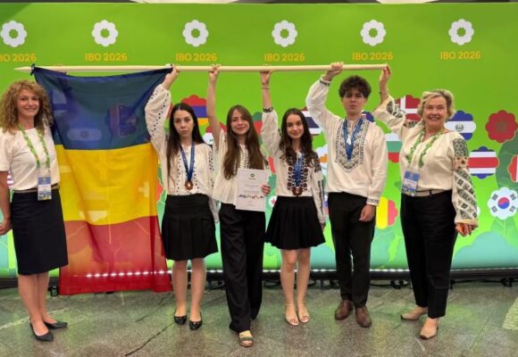 copii-olimpiada.jpeg Lotul României a câștigat patru distincții la Olimpiada de Biologie 2026