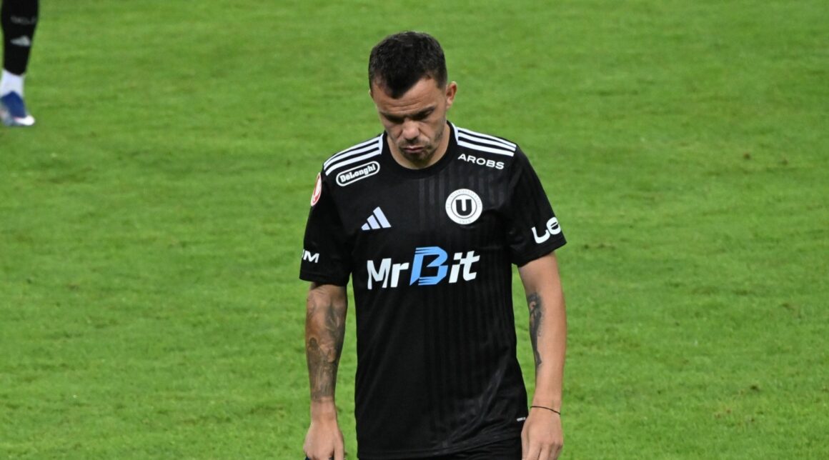 dan-nistor-devastat-dupa-ce-u-cluj-a-pierdut-cu-dinamo-kiev-la-lovituri-de-departajare-parca-sunt-blestemat-asta-e-soarta-noastra.jpeg „Parcă sunt blestemat! Asta e soarta noastră”