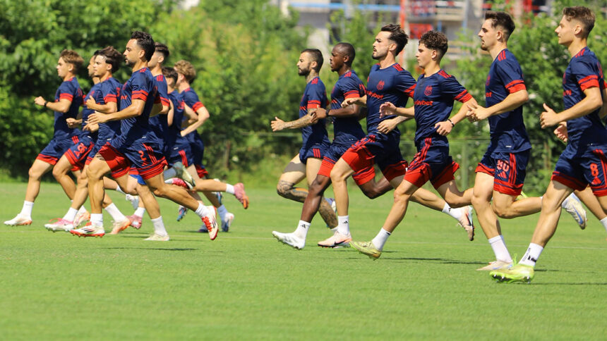 david-barbu-steaua-1.jpeg Steaua a anunțat prezența în lot a lui David Barbu