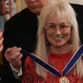 Cine e văduva multimiliardară care a donat 67.000.000 de dolari în campanie și a devenit „arma fatală” a lui Donald Trump