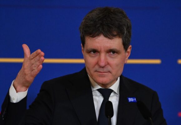 gettyimages-nicusor-dan-1200x675.jpg Nicușor Dan a intrat în singularitate – Aleph News