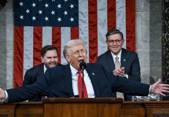 hepta-8727544-1200x675.jpg Trump şi-a trecut în declaraţia de avere licenţe pentru proiecte imobiliare în Bucureşti şi Cluj.