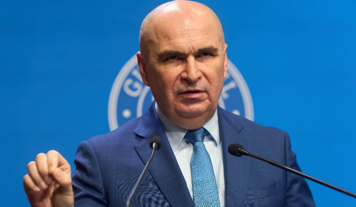ilie-bolojan-7.jpg Ilie Bolojan întrerupe vacanța parlamentarilor pentru miliardele din PNRR, în iulie