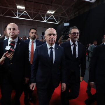 iliebolojan-congresul-extraordinar-pnl-21-iunie-2026-dumitru-angelescu-2.jpeg Conducerile a 6 filiale PNL au fost dizolvate în ședința Biroului Politic Național. Ce lideri au fost demiși de Ilie Bolojan