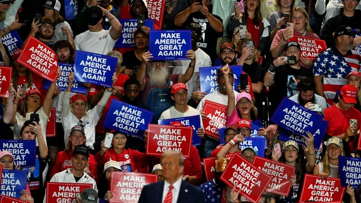maga-profimedia-0928328796-e1784406611560.jpg Trump pregătește milioane de dolari pentru extinderea influenței MAGA în Europa. Ce proiecte ar urma să fie finanțate