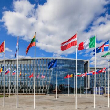 Un stagiar NATO a fost arestat în Belgia