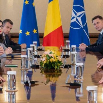 noi-discutii-nicusor-dan-sorin-grindeanu-ilie-bolojan-dominic-fritz-kelemen-hunor-premier-guvern-e1783919204500.jpg Fără concluzii după ce Nicușor Dan a discutat cu liderii PSD, PNL, USR și UDMR despre un nou premier
