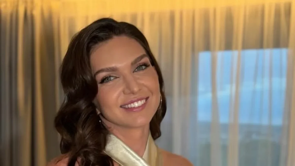 simona-halep-subiectele-de-admitere-facultatea-de-drept-din-bucuresti-gluma-tik-tok.webp.webp Simona Halep a ajuns în subiectele de admitere de la Facultatea de Drept din București. Totul a pornit de la o glumă de pe Tik Tok