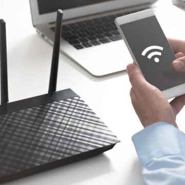 wifi-router.jpg Cele mai banale obiecte din casă îți pot afecta semnalul Wi-Fi. Ce recomandă specialiștii