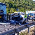 Șase oameni au murit și 27 au fost răniți după un carambol devastator între un autocar, trei mașini și o autorulotă, în Italia I VIDEO
