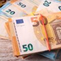 Ce sumă au primit partidele politice de la stat în august. Partidele care au încasat cei mai mulți bani