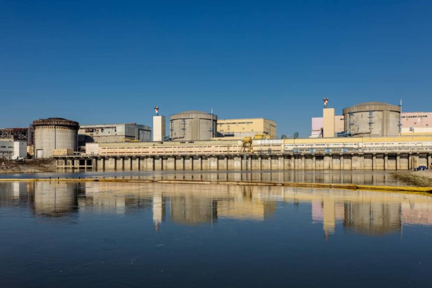 cern.jpg Ambele reactoare de la Cernavodă sunt oprite în siguranţă, fără risc pentru securitatea nucleară. Când ar putea fi repornite
