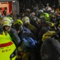 Femeie salvată în Columbia, la 36 de ore după cutremurul de 7,4 grade