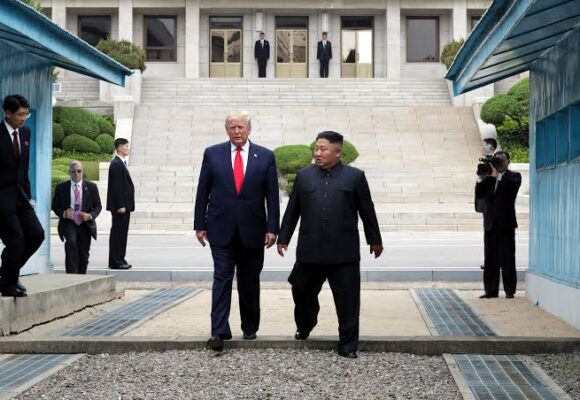 images-24.jpeg Trump spune că SUA vor reduce „substanțial” exercițiile militare cu Coreea de Sud. Decizia vine după ce Seulul refuză să se implice în conflictul cu Iranul