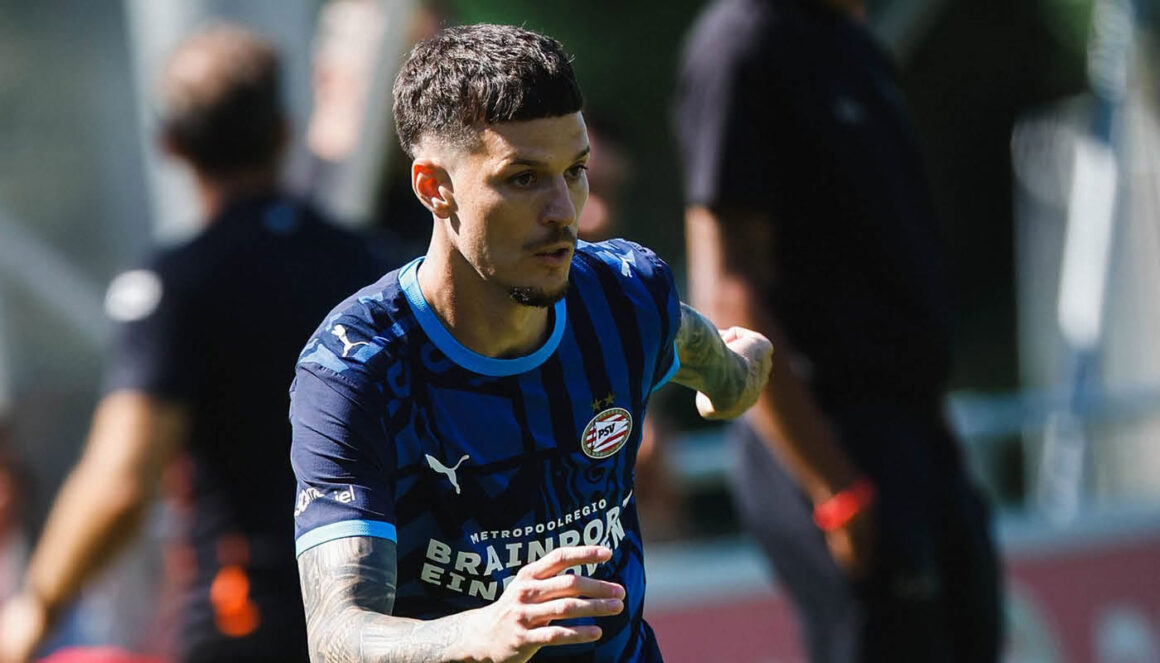 Ce lovitură! Dennis Man e la un pas de transferul la un club istoric din Roma!