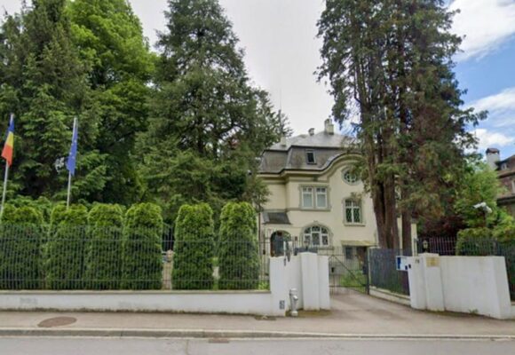 mae-1200x675.jpg Incendiu la Ambasada României din Elveţia, după ce un dispozitiv incendiar improvizat a fost plasat lângă gardul exterior. Ce spune MAE