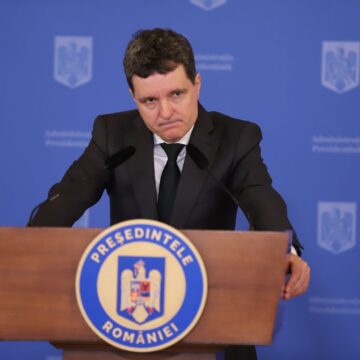 nicusor-dan-amana-de-peste-50-de-zile-desemnarea-unui-prim-ministru-foto-dumitru-angelescu.jpeg Ce se întâmplă cu raportul privind alegerile din 2024, la doi ani după ce Călin Georgescu a câștigat primul tur