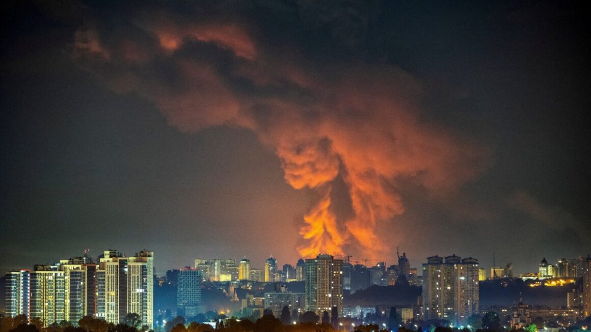 russ-1200x675.jpg Rusia intensifică atacurile asupra regiunii Kiev. Un copil a fost ucis