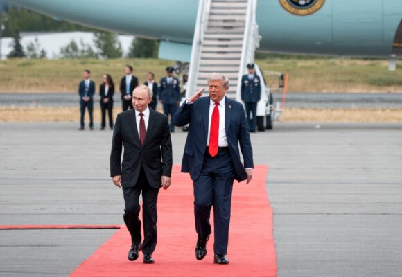 tr-1-scaled.jpg Directorul CIA, Ratcliffe, a propus un summit Trump-Putin-Zelenski în timpul întâlnirilor secrete de la Moscova