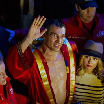 uriasul-wladimir-klitschko-reactie-deces-fosta-partenera.jpg Uriașul Wladimir Klitschko a rupt tăcerea după moartea învăluită în mister a lui Hayden Panettiere, fosta sa logodnică
