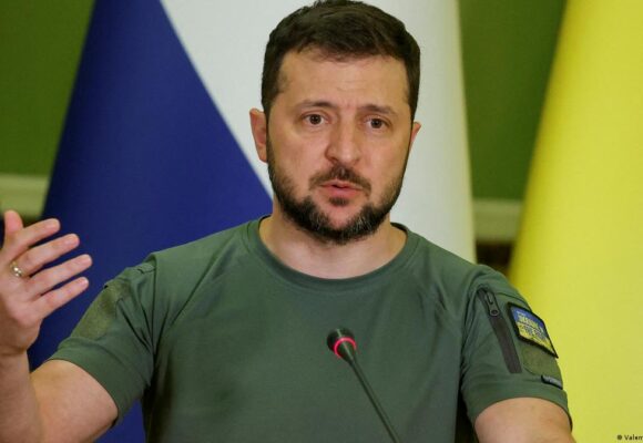 Volodimir Zelenski cere triplarea atacurilor cu drone asupra Rusiei