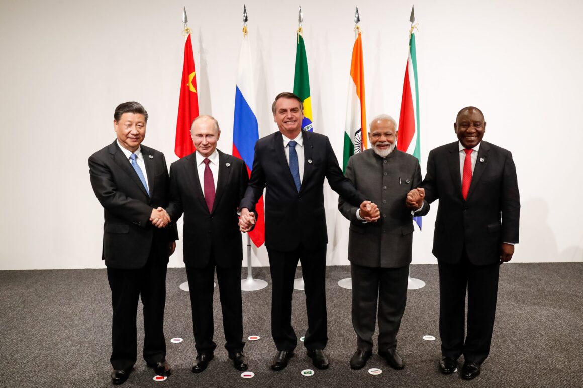 Brazil-photo-scaled.jpg Summitul BRICS de la New Delhi testează unitatea unui grup divizat